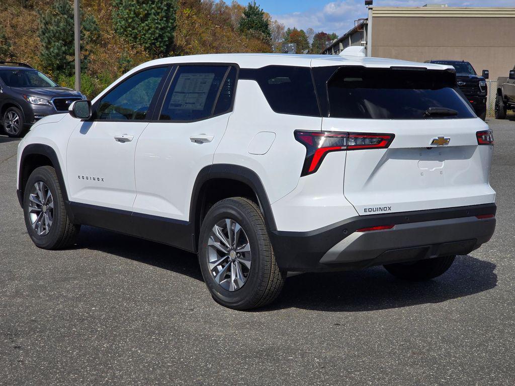 new 2026 Chevrolet Equinox car, priced at $29,098