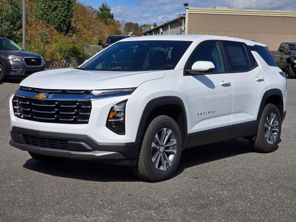 new 2026 Chevrolet Equinox car, priced at $29,098