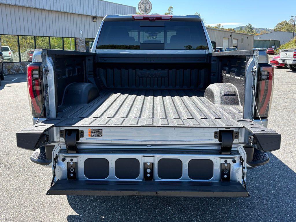 new 2026 GMC Sierra 2500 car, priced at $88,490