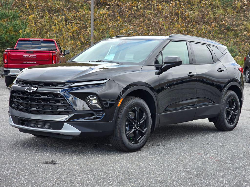 new 2025 Chevrolet Blazer car, priced at $36,362