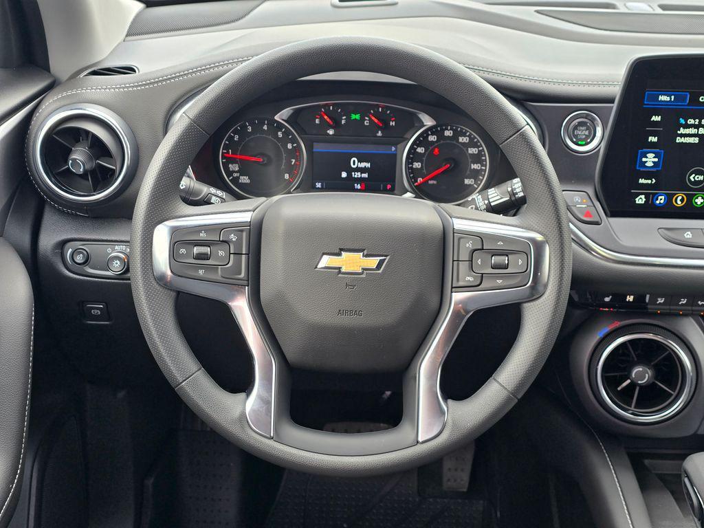 new 2025 Chevrolet Blazer car, priced at $36,362