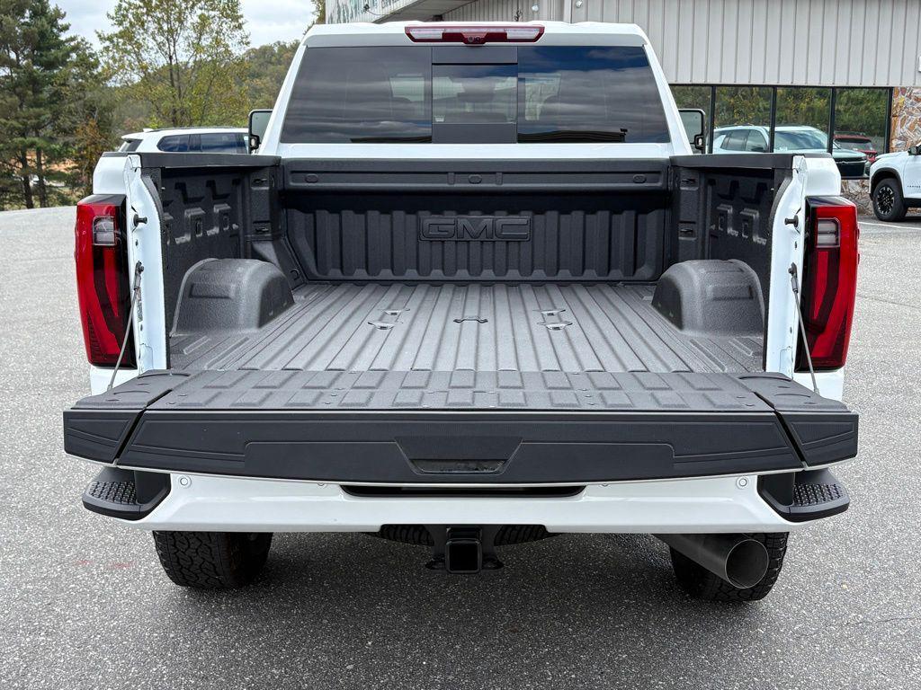 new 2026 GMC Sierra 2500 car, priced at $93,629