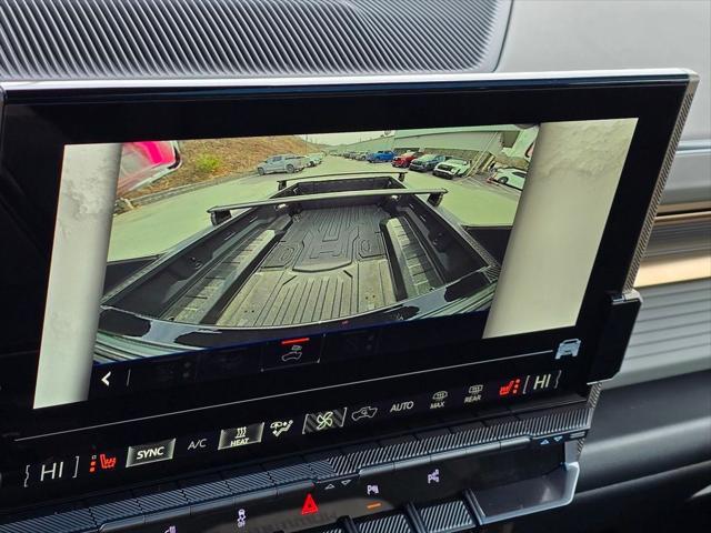 new 2025 GMC HUMMER EV Pickup car, priced at $91,300