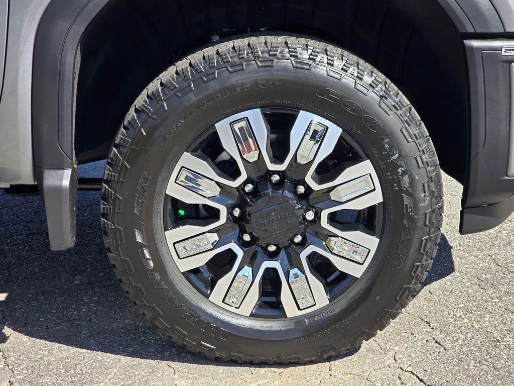 new 2026 GMC Sierra 2500 car, priced at $90,235
