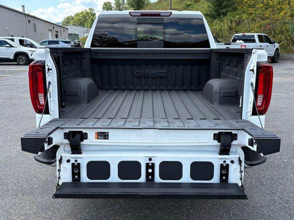 used 2021 GMC Sierra 1500 car, priced at $42,994