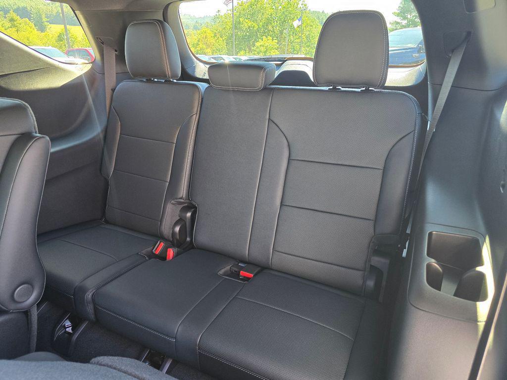 new 2026 Chevrolet Traverse car, priced at $45,744