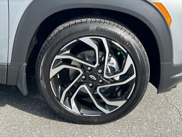 new 2025 Chevrolet TrailBlazer car, priced at $29,875