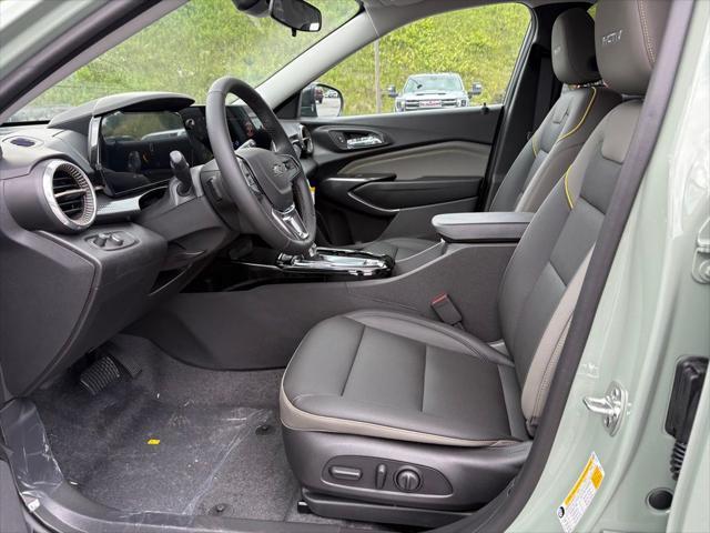 new 2025 Chevrolet Trax car, priced at $26,440