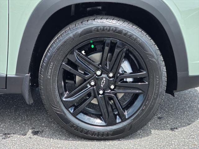 new 2025 Chevrolet Trax car, priced at $26,440