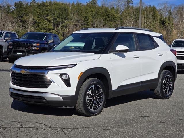 new 2025 Chevrolet TrailBlazer car, priced at $27,063