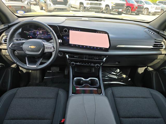 used 2024 Chevrolet Traverse car, priced at $37,438