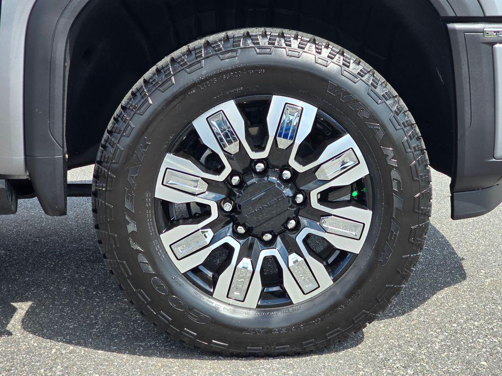 new 2025 GMC Sierra 2500 car, priced at $84,099