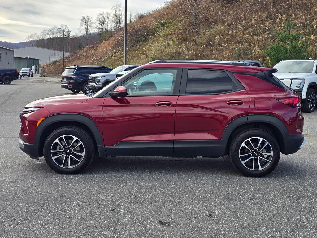 used 2024 Chevrolet TrailBlazer car, priced at $21,998