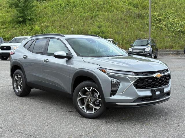 new 2025 Chevrolet Trax car, priced at $25,206
