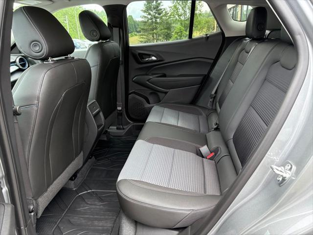new 2025 Chevrolet Trax car, priced at $25,206