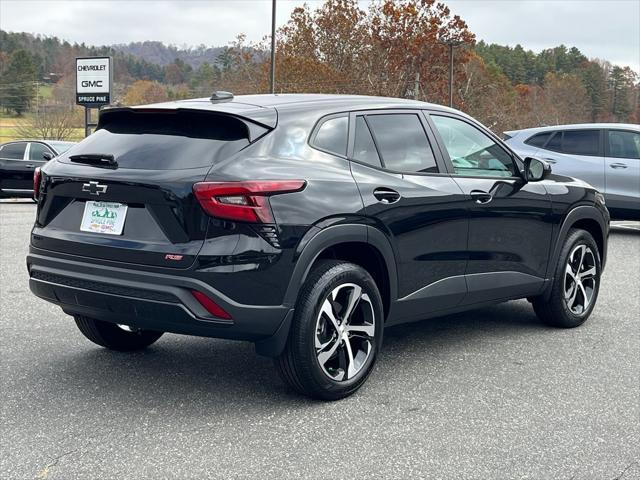 new 2025 Chevrolet Trax car, priced at $24,450