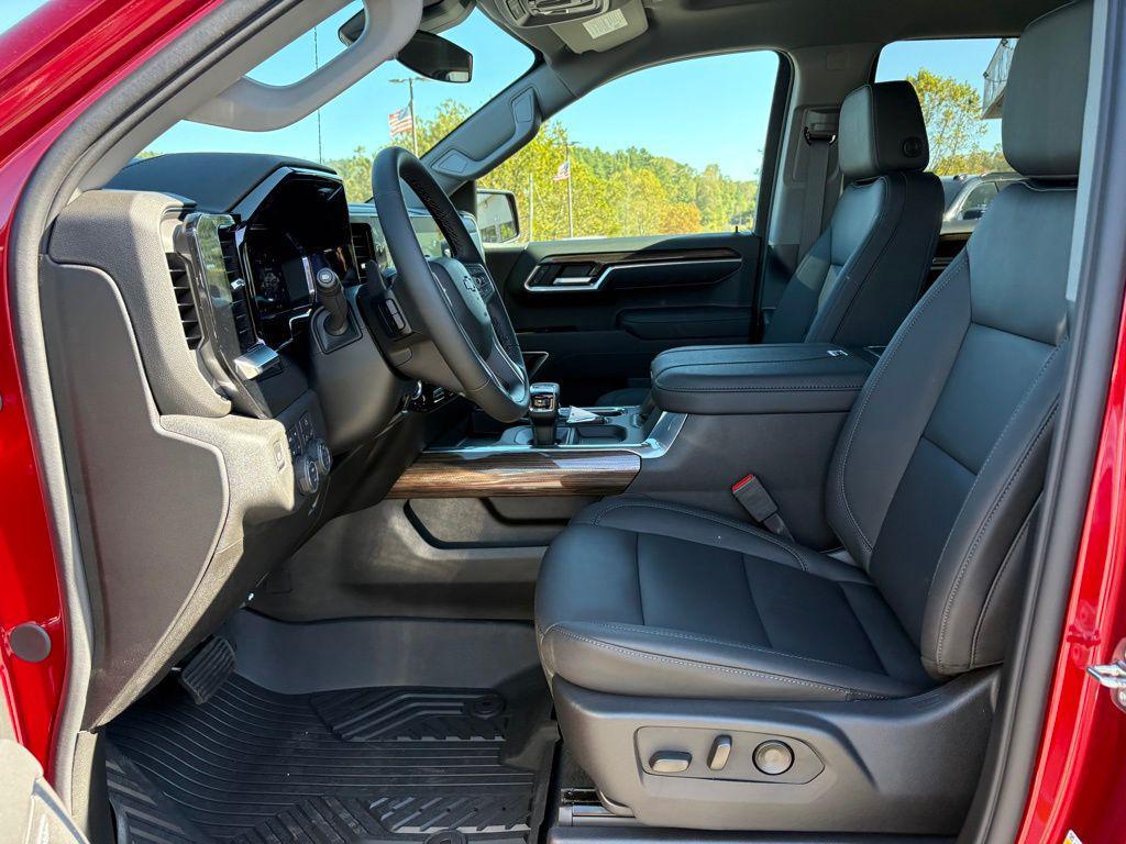 new 2026 Chevrolet Silverado 1500 car, priced at $55,100