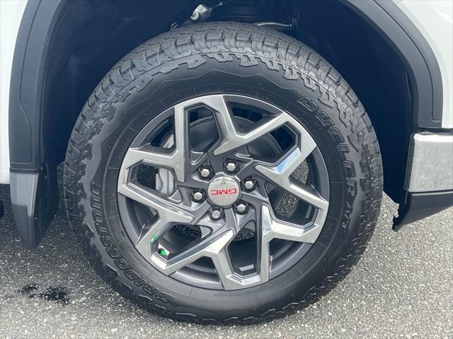 new 2025 GMC Sierra 1500 car, priced at $57,239