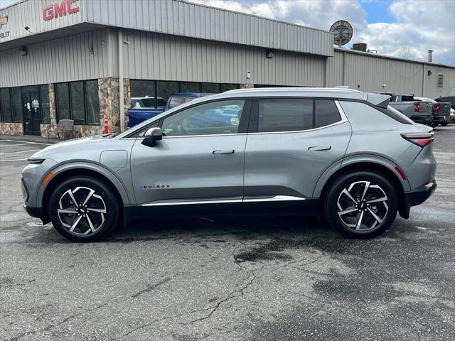 new 2025 Chevrolet Equinox car, priced at $44,165