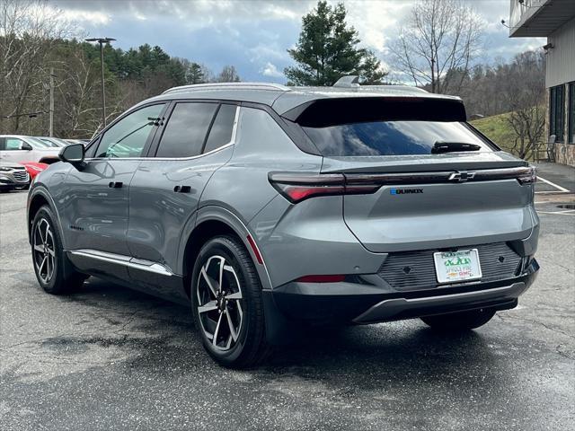 new 2025 Chevrolet Equinox car, priced at $44,165