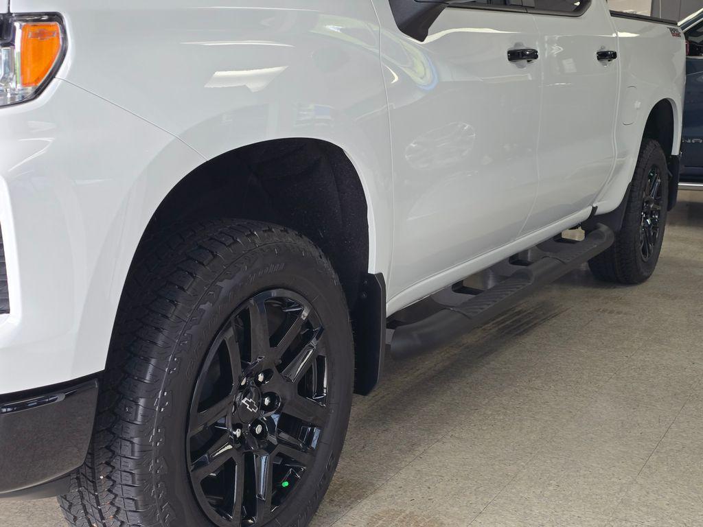 new 2025 Chevrolet Silverado 1500 car, priced at $62,268