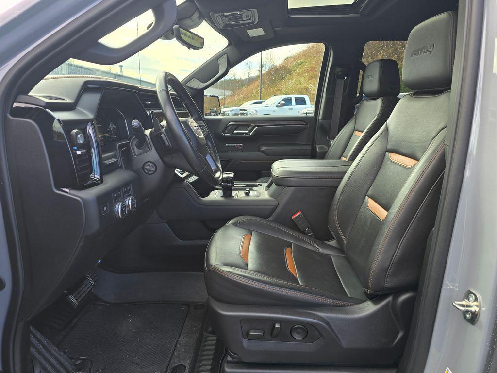 used 2024 GMC Sierra 1500 car, priced at $55,999