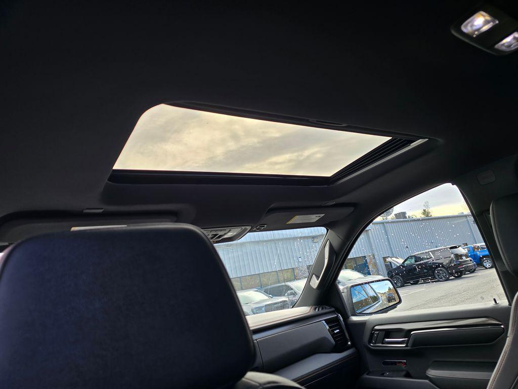 used 2024 GMC Sierra 1500 car, priced at $55,999