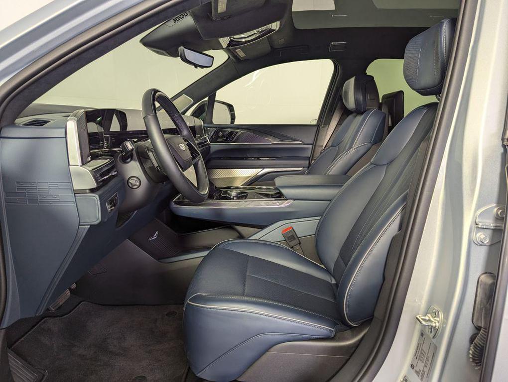 used 2025 Cadillac Escalade IQ car