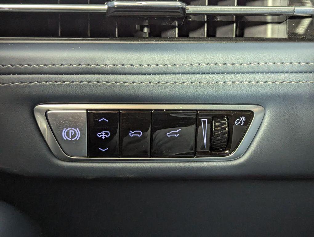 used 2025 Cadillac Escalade IQ car