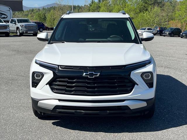 new 2025 Chevrolet TrailBlazer car, priced at $28,202