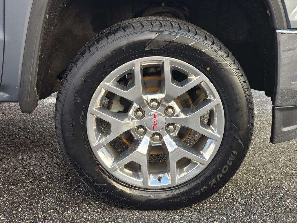 used 2015 GMC Sierra 1500 car, priced at $17,998