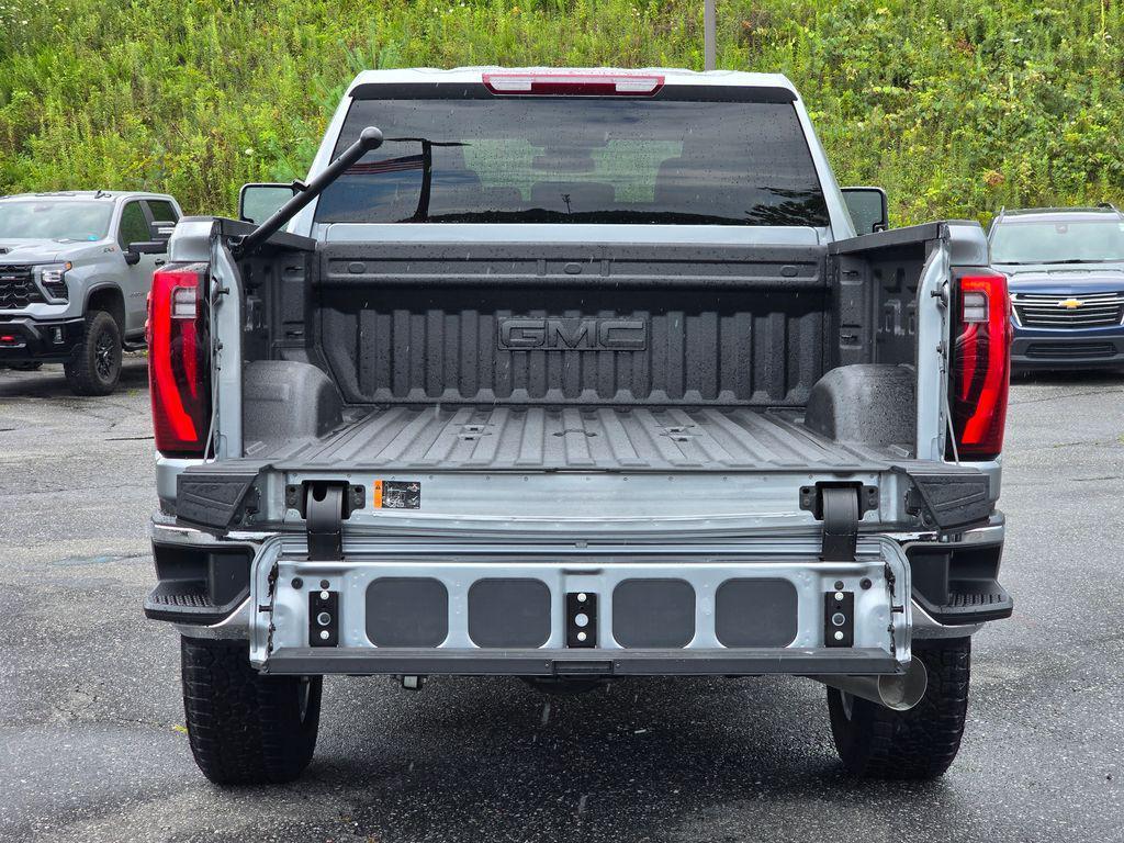 new 2025 GMC Sierra 2500 car, priced at $74,721