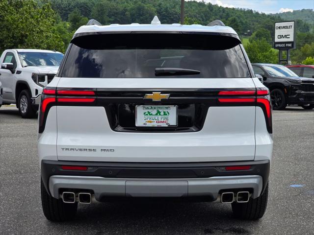 new 2025 Chevrolet Traverse car
