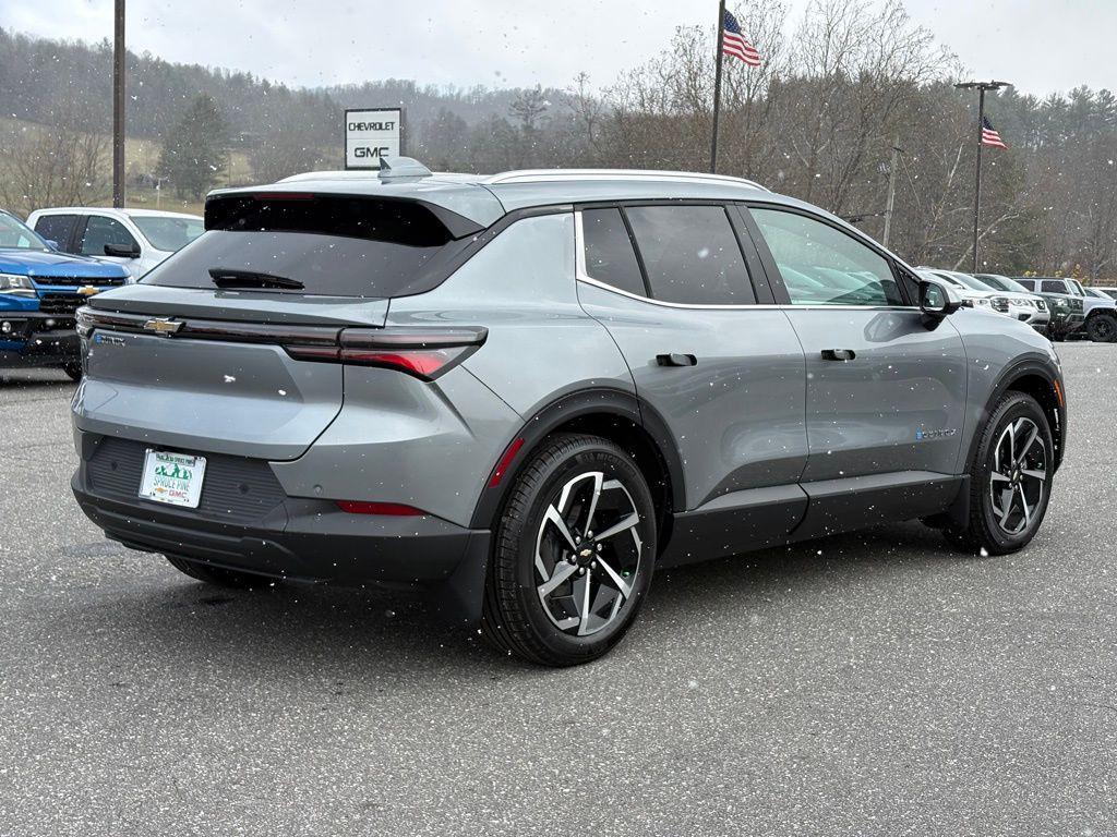 new 2026 Chevrolet Equinox EV car, priced at $35,857