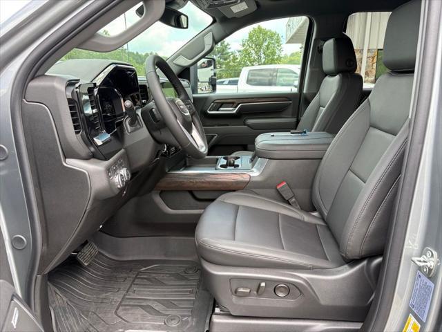 new 2025 GMC Sierra 3500 car, priced at $83,118