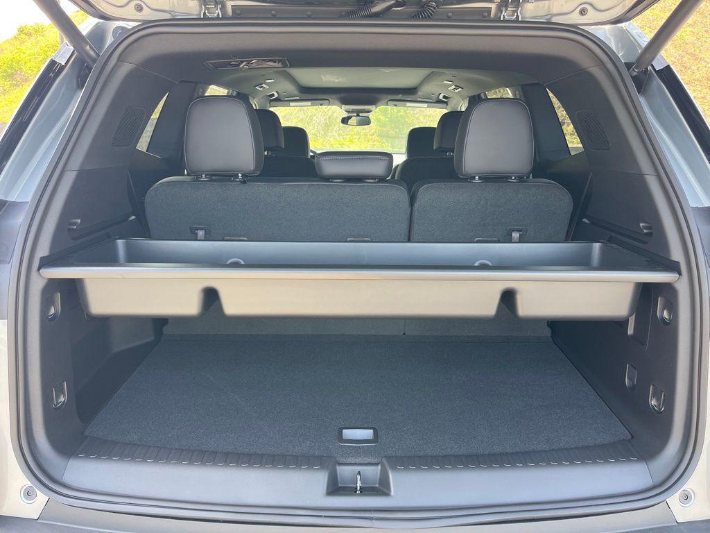 new 2025 GMC Acadia car, priced at $47,514