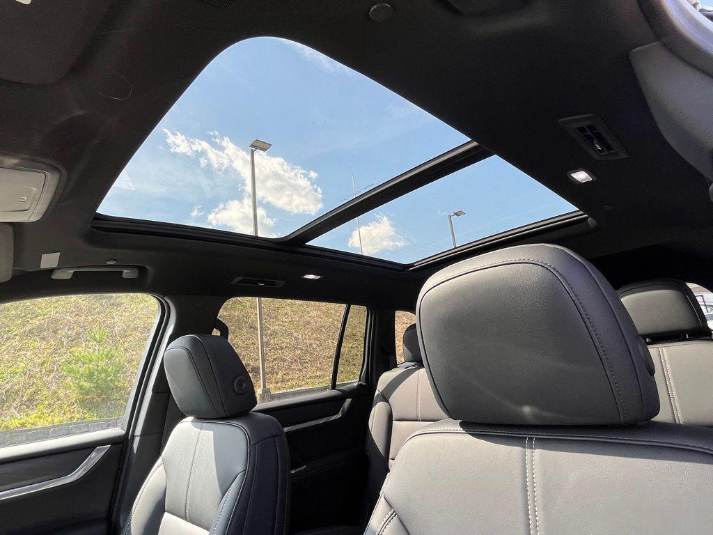 new 2025 GMC Acadia car, priced at $47,514