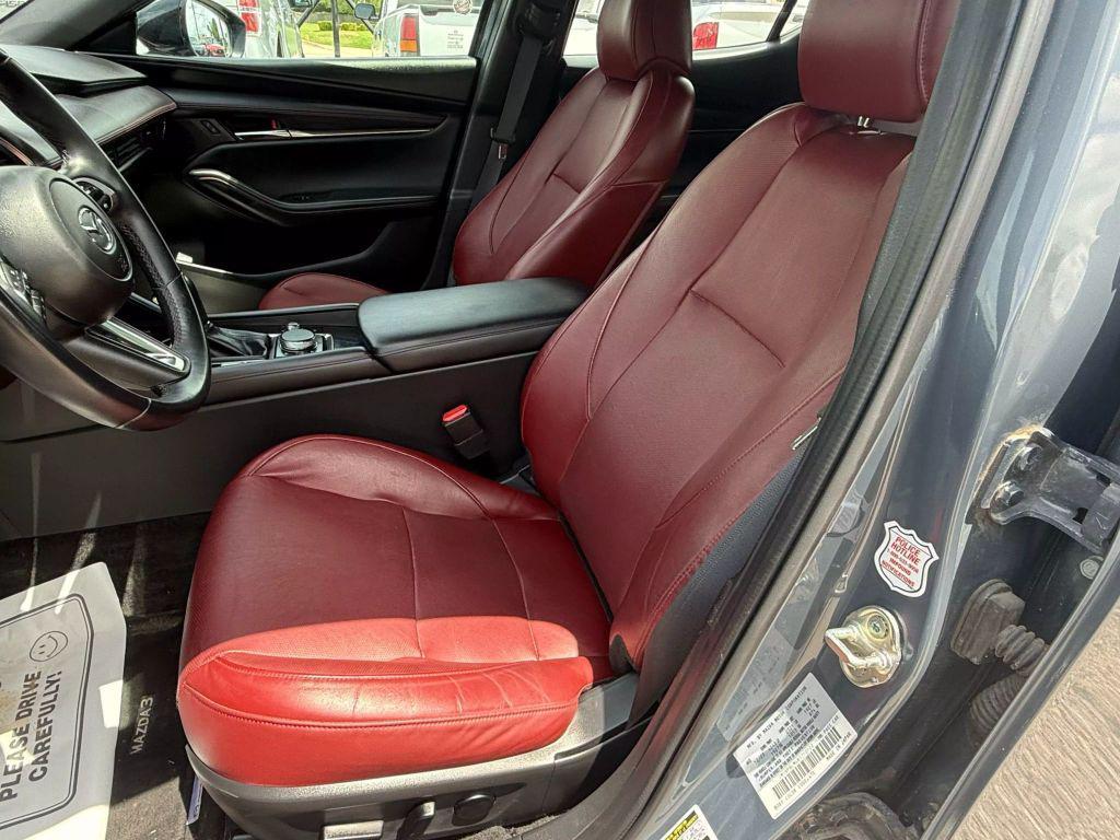 used 2024 Mazda Mazda3 car, priced at $25,900