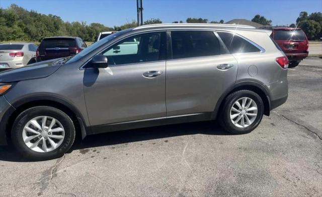 used 2018 Kia Sorento car, priced at $10,900