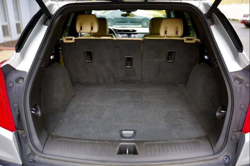 used 2017 Cadillac XT5 car, priced at $13,900