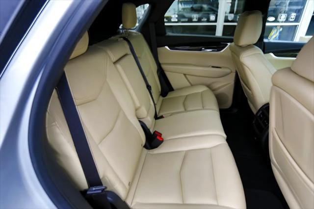 used 2017 Cadillac XT5 car, priced at $15,900