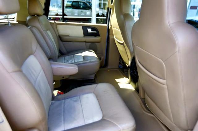used 2003 Ford Expedition car, priced at $5,000