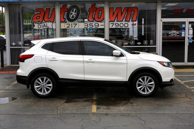 used 2019 Nissan Rogue Sport car, priced at $13,900