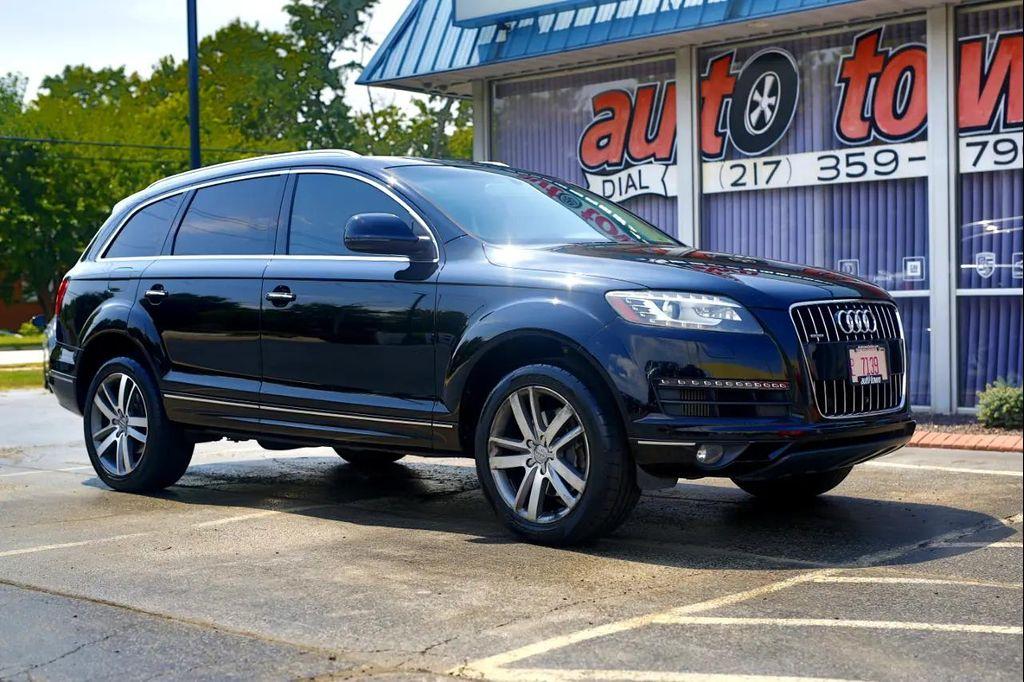 used 2014 Audi Q7 car, priced at $14,000