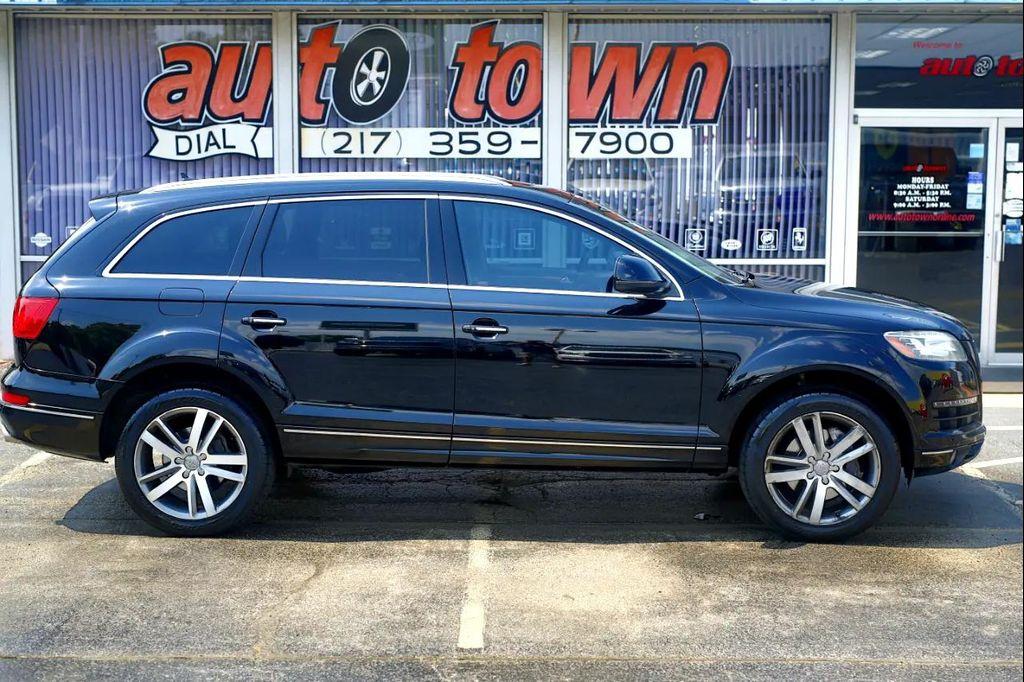 used 2014 Audi Q7 car, priced at $14,000