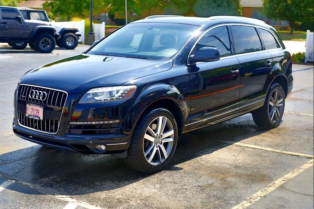used 2014 Audi Q7 car, priced at $14,000