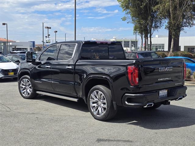 used 2023 GMC Sierra 1500 car, priced at $45,900