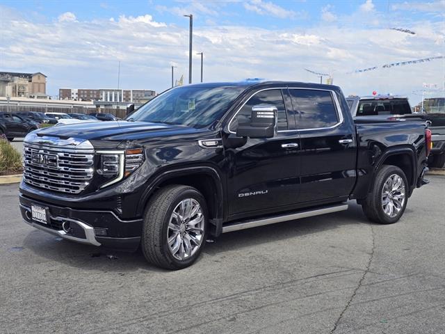 used 2023 GMC Sierra 1500 car, priced at $45,900