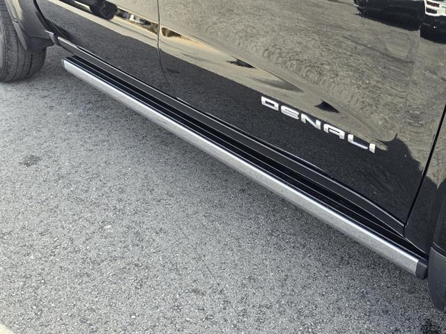 used 2023 GMC Sierra 1500 car, priced at $45,900