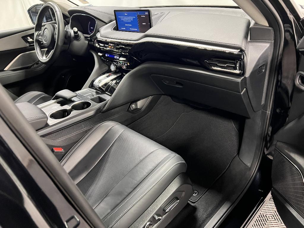 used 2023 Acura MDX car, priced at $43,591